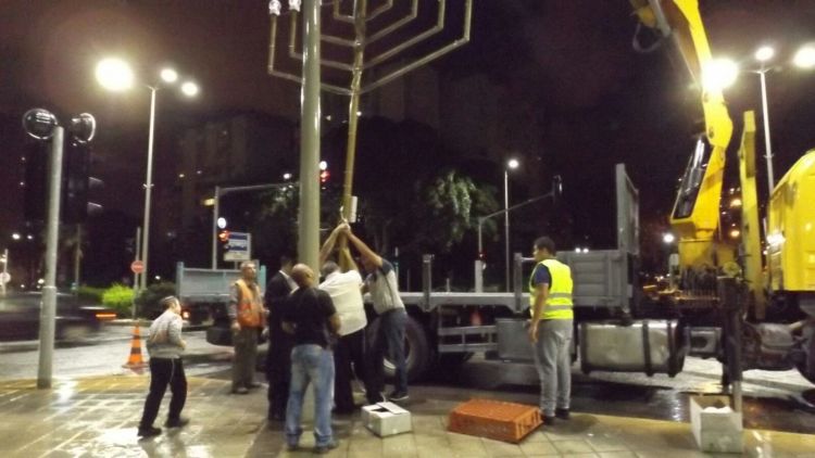 חיפה • שיא במספר החנוכיות שיוצבו בעיר לקראת חנוכה
